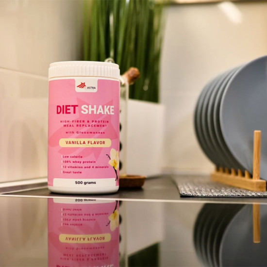 Diet Shake со вкус на ванила +Shaker, заменски оброк за регулирање на тежината